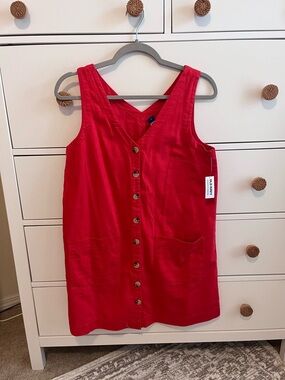 Old Navy Red Sleeveless V-Neck Tank